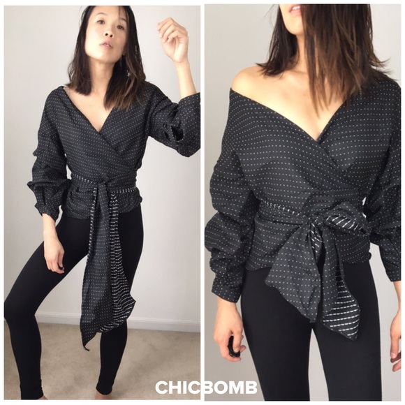 LAST 1 Sexy wrap top- Black white dot - Picture 5 of 8